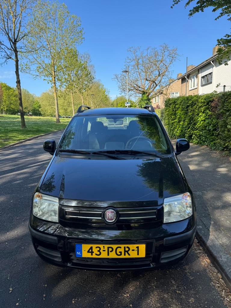 Fiat Panda 1.2 2011 Airco nieuw Dis.riem laag km, Auto's, Fiat, Euro 5, 1242 cc, Zwart, Origineel Nederlands