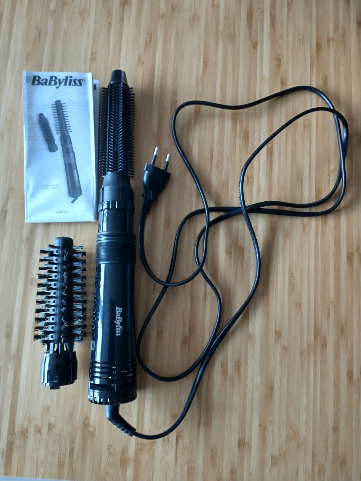 Babyliss 668E-B7 föhn borstel, Ophalen of Verzenden, Zo goed als nieuw, Föhn of Haardroger