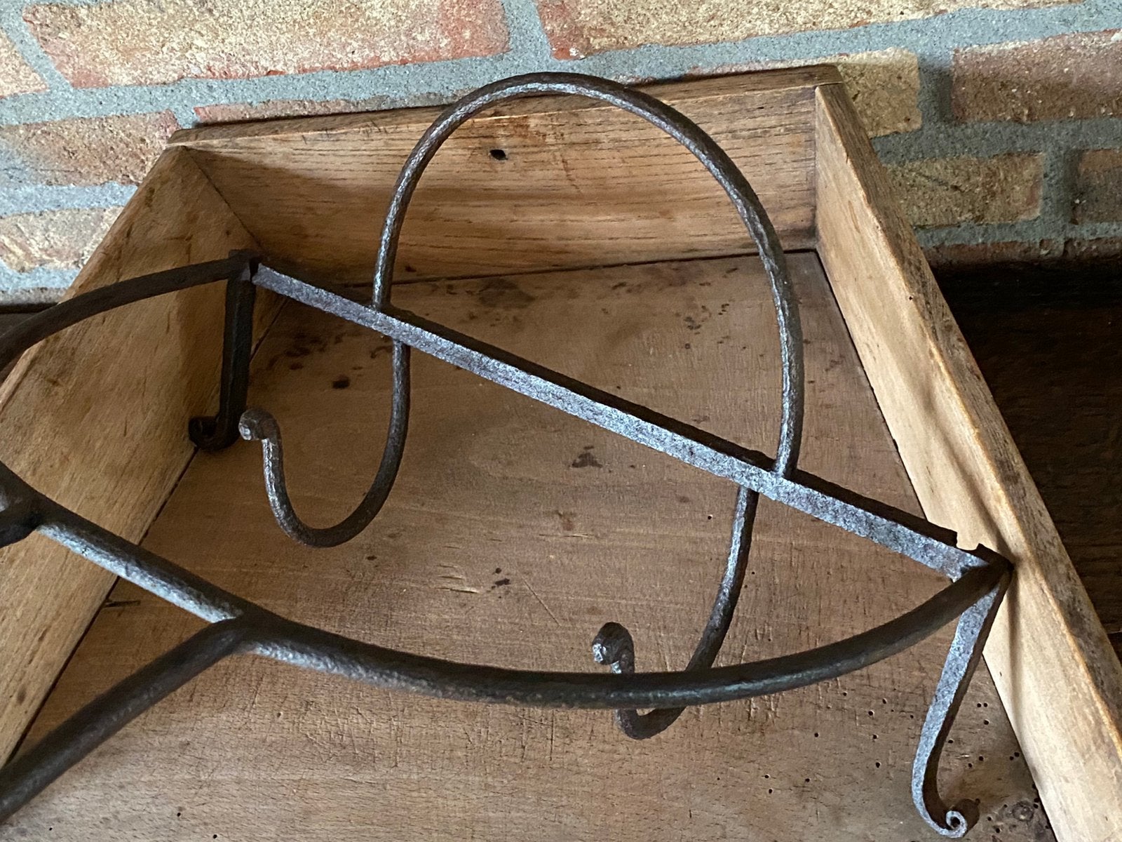 Antieke haardring (hanging trivet) van smeedijzer., Ophalen of Verzenden