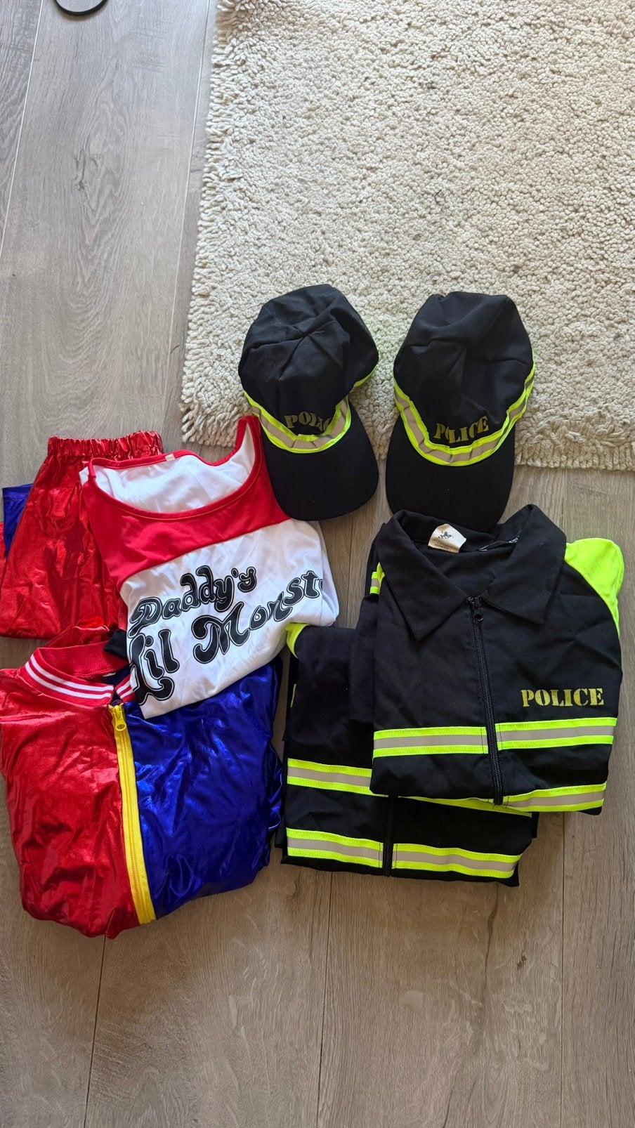 Gratis verkleedkleding (3x), Ophalen, Zo goed als nieuw, Maat 36 (S), Kleding