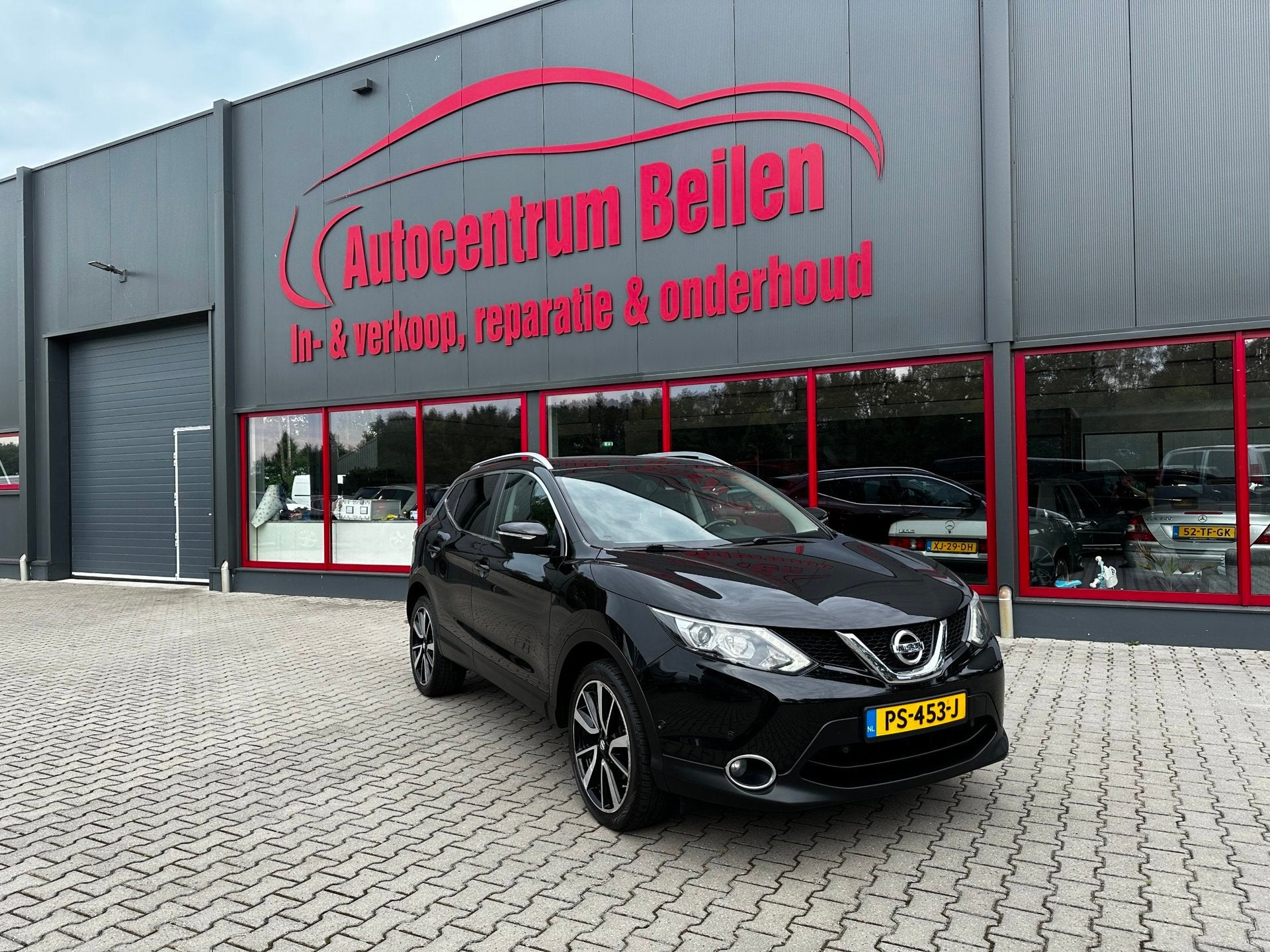 Nissan Qashqai 1.6 dCi Tekna / Pano / Leder / Trekhaak / Cam, Auto's, Voorwielaandrijving, Euro 5, 4 cilinders, Leder