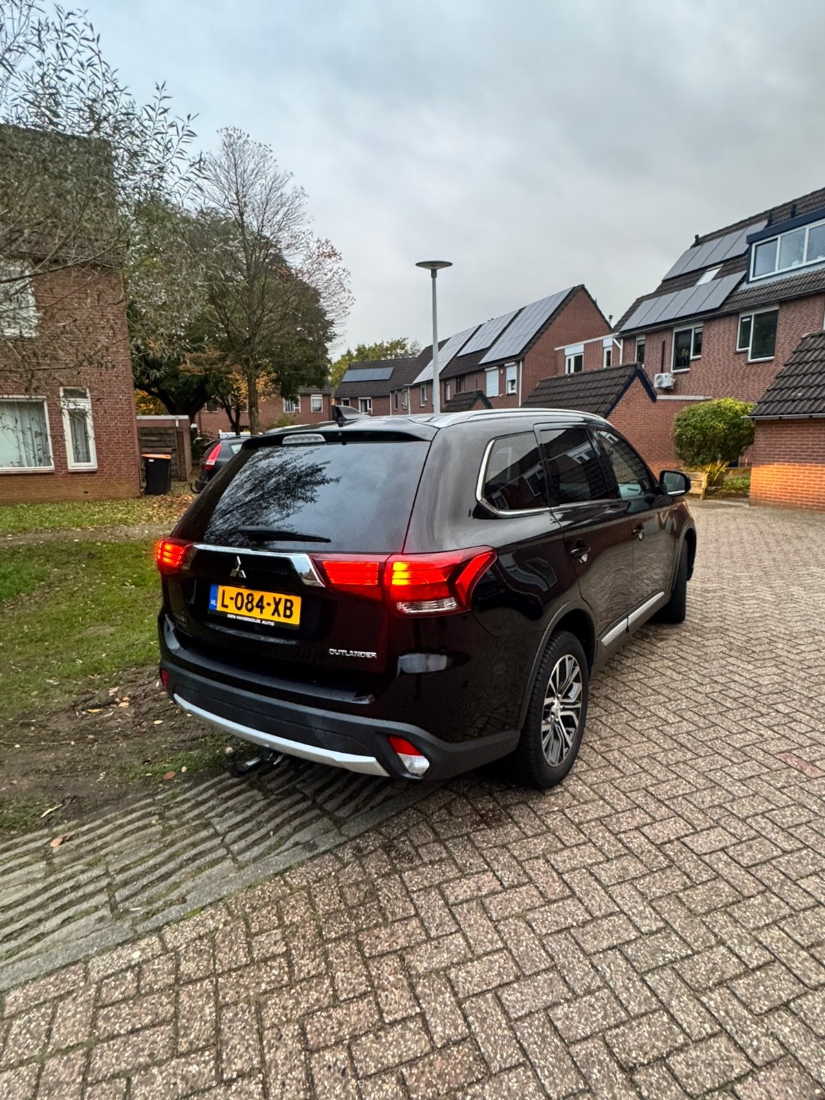 Mitsubishi Outlander 2.0 MPI 2WD CVT 2018 Zwart, Auto's, Automaat, Stof, Outlander, Zwart