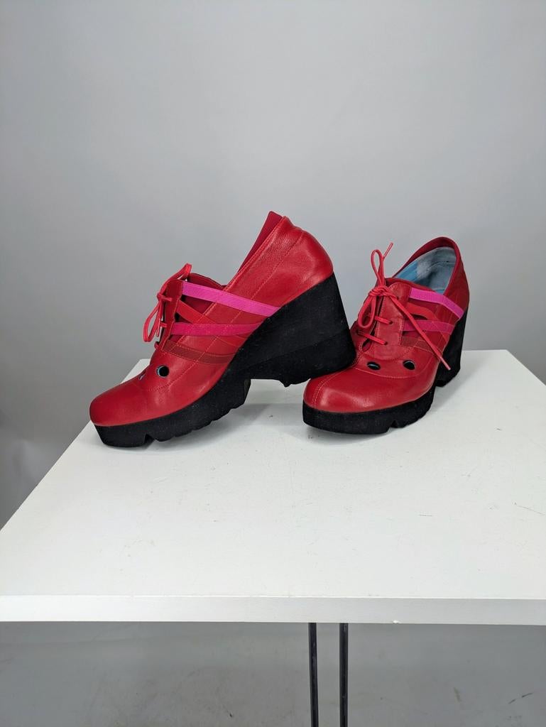 Thierry Rabotin Rode Leren Veterschoenen met Plateauzool, Kleding | Dames, Schoenen, Thierry Rabotin S.p.A., Via del Lavoro 1, 20090, Milan, Italy
