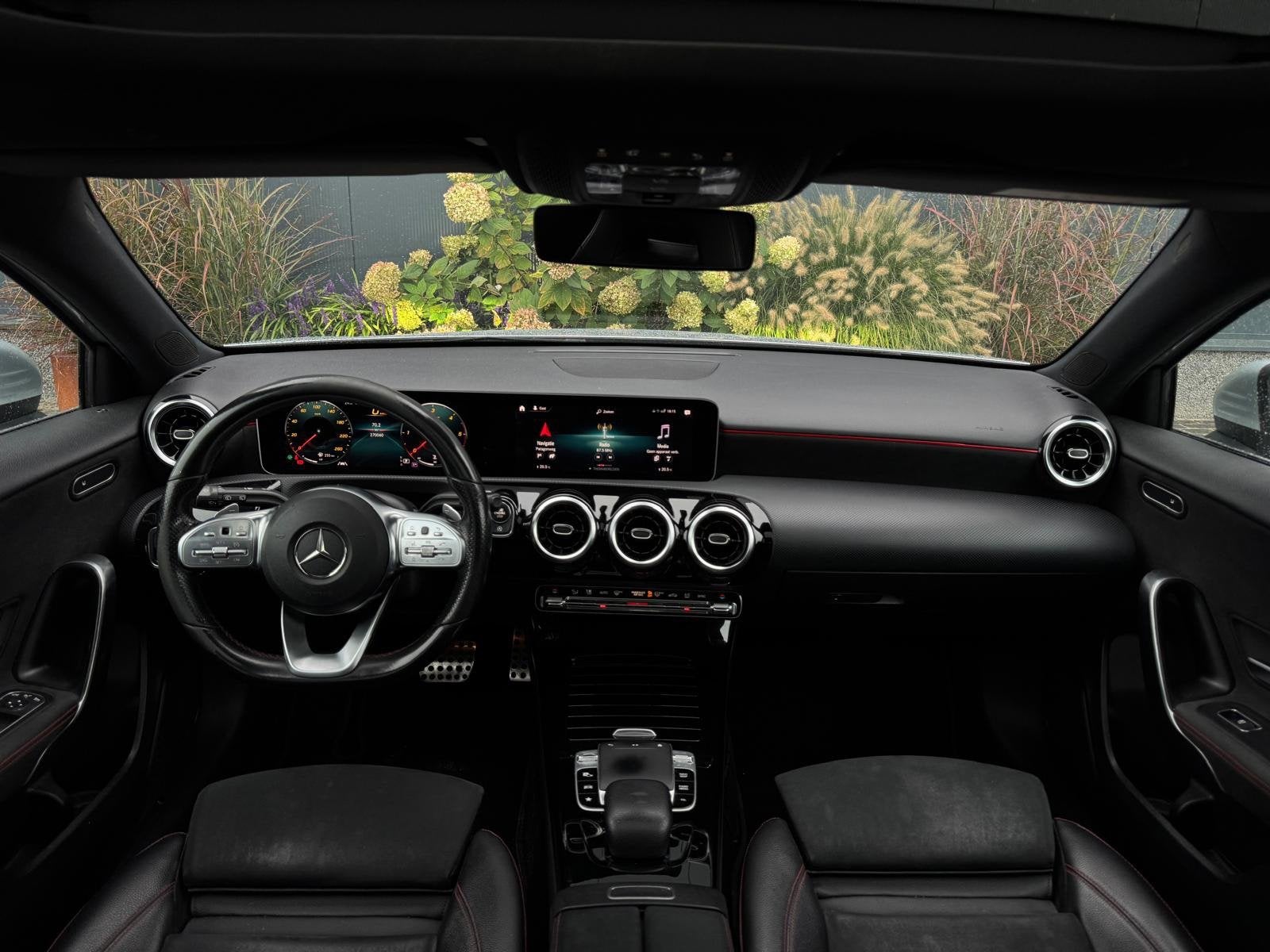 Mercedes-Benz A-klasse 180 d Business Solution AMG BTW/BPM P, Gebruikt, 4 cilinders, Origineel Nederlands, 140 €/maand