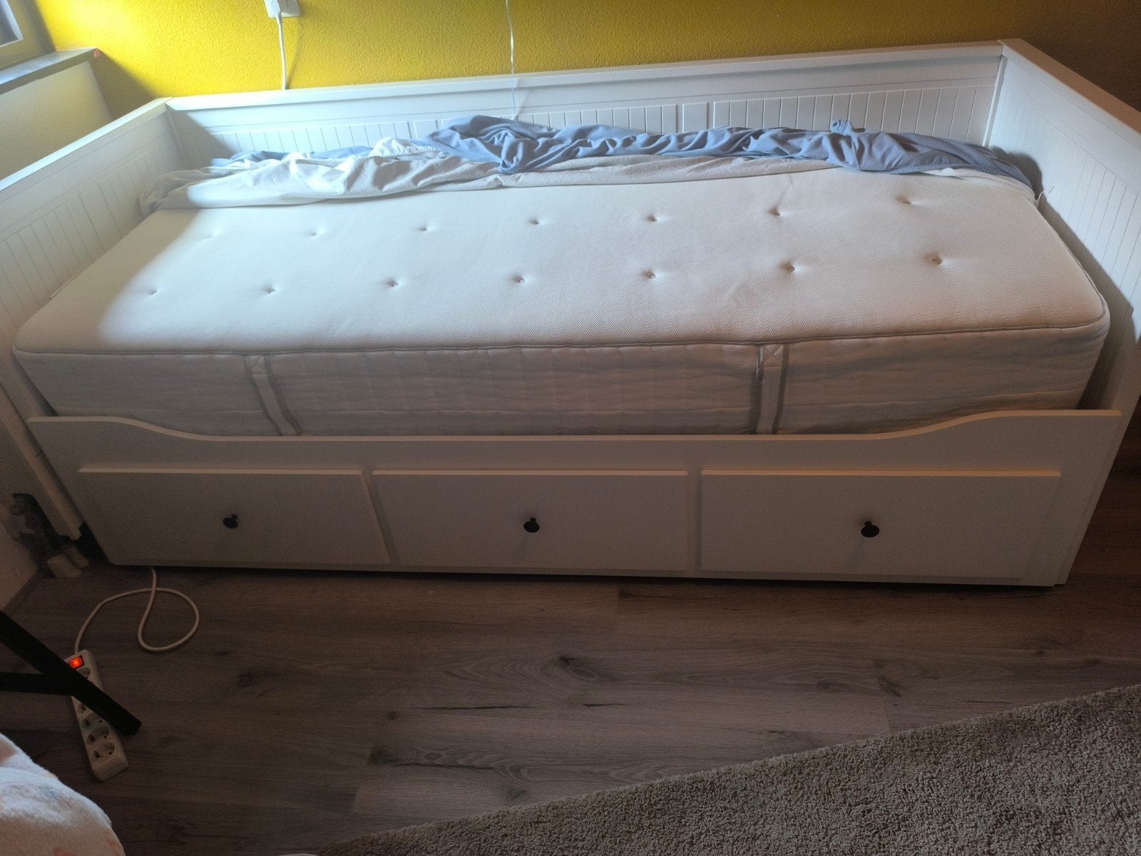 Ikea Hemnes uitklapbed 1- of 2-persoons met matras, Verstelbaar, Wit, Tweepersoons, Ophalen of Verzenden