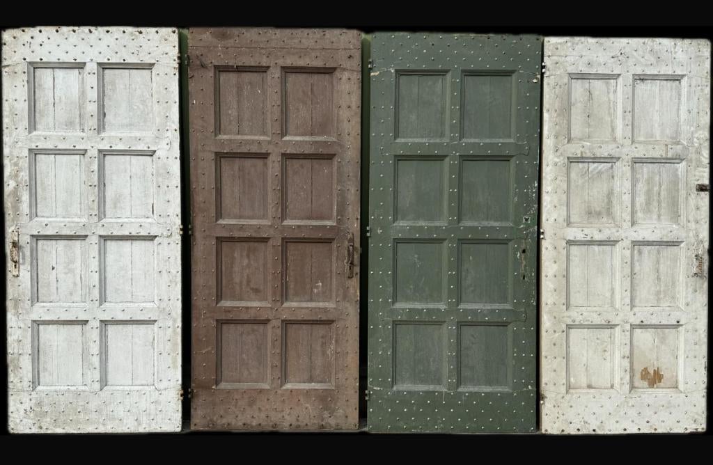 3 antieke deuren met gesmede spijkers 220x93,5cm, Ophalen