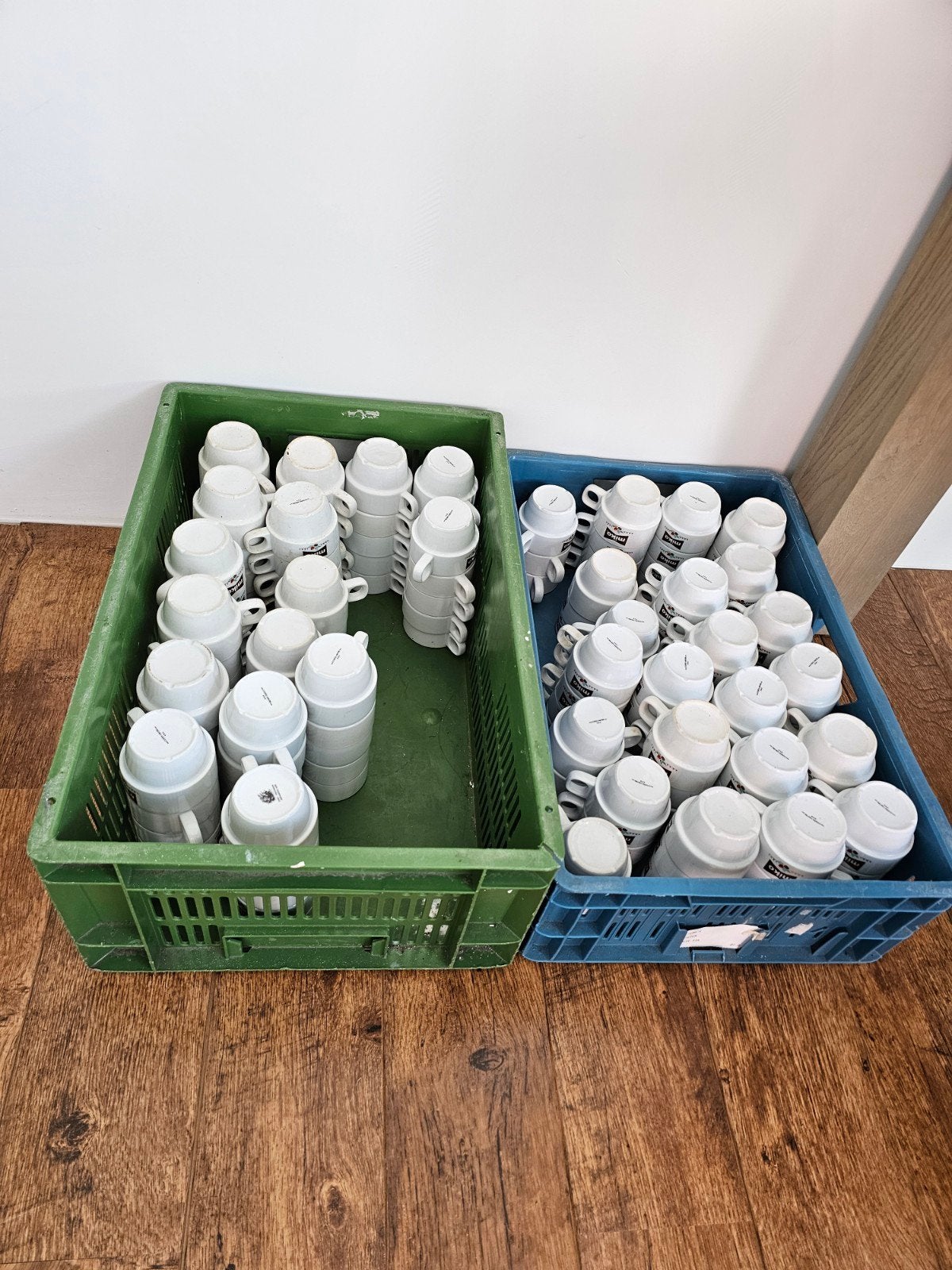 Partij koffie kopjes 150 stuks, Ophalen