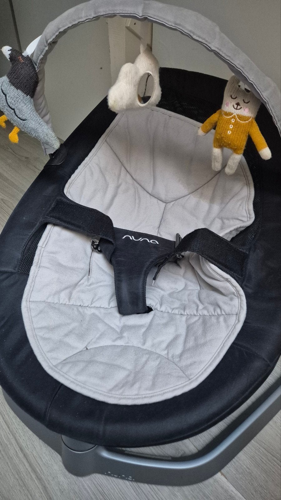 Nuna schommelstoel, Ophalen, Zo goed als nieuw