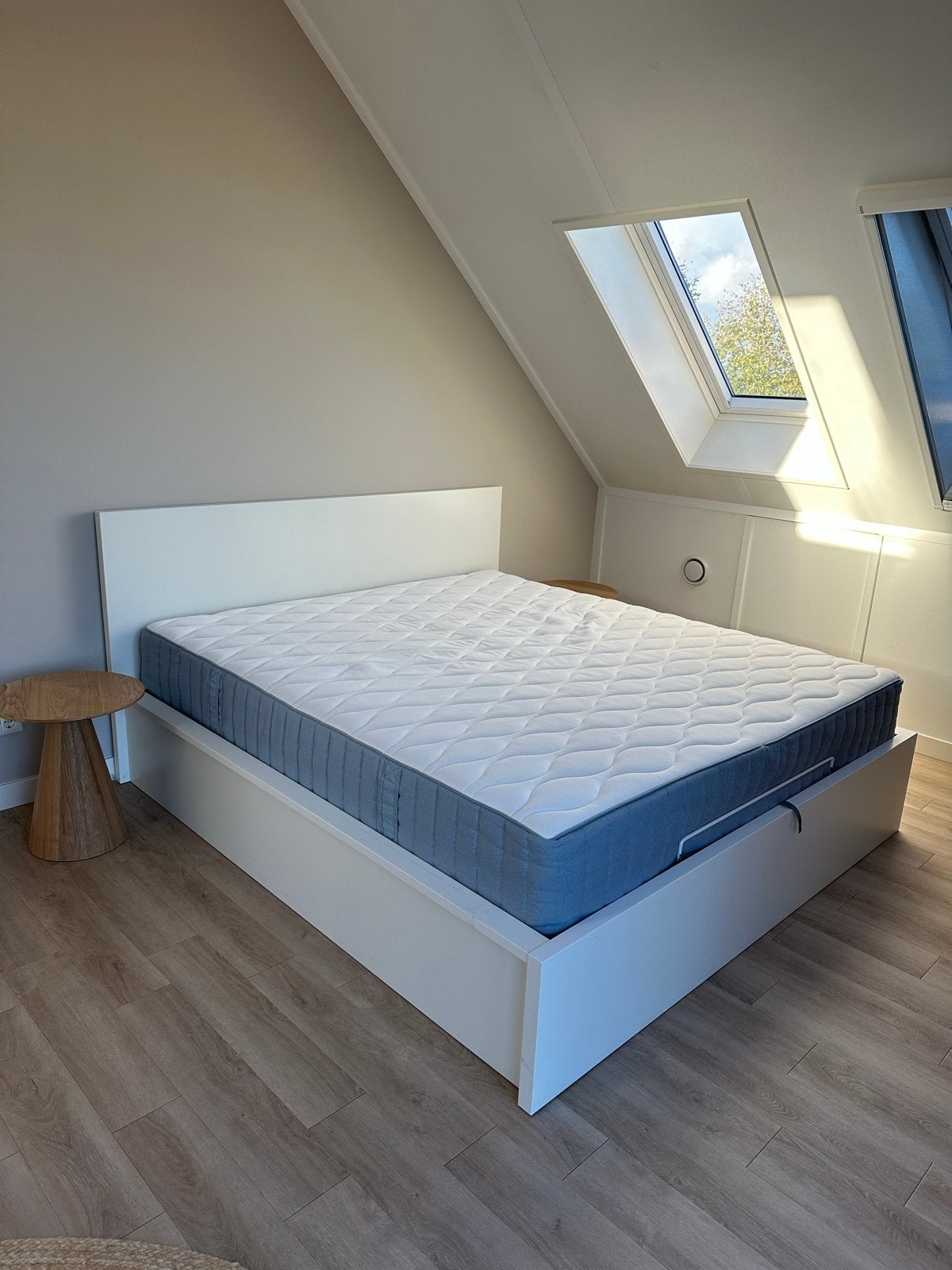 IKEA VÅGSTRANDA Matras Middelhard 180x200 cm, Ophalen, Tweepersoons, Zo goed als nieuw, Matras