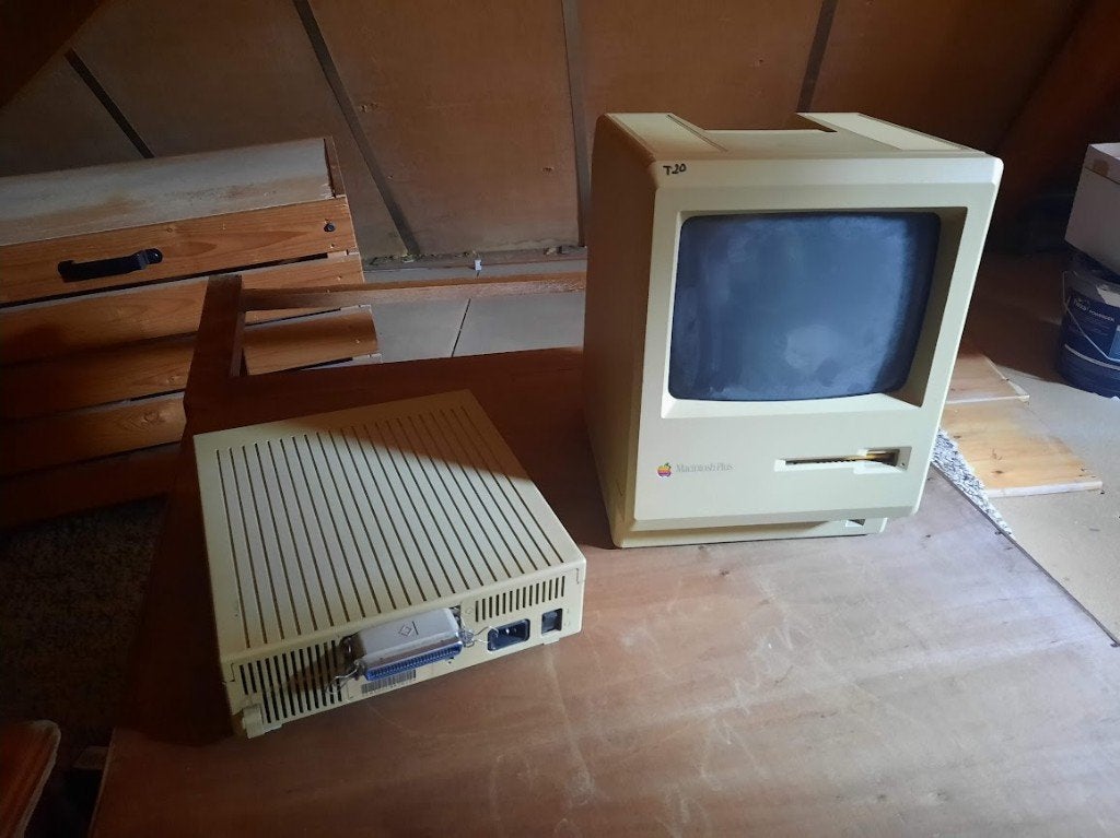 Apple PC Macintosh Plus, model M0001A + Apple Hard Disk 20SC, Ophalen, Gebruikt, Overige modellen, Onbekend