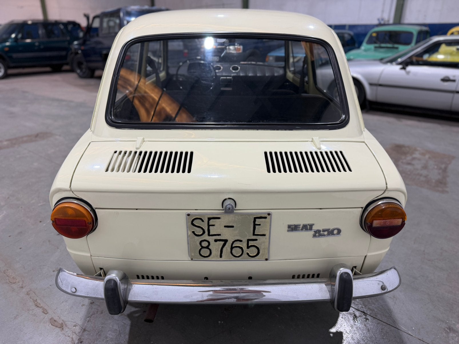 Seat/Fiat 850 1974 104.000 km 100% roestvrij!, Auto's, Seat, Bedrijf, Overige modellen, Benzine, Coupé, Handgeschakeld, Beige
