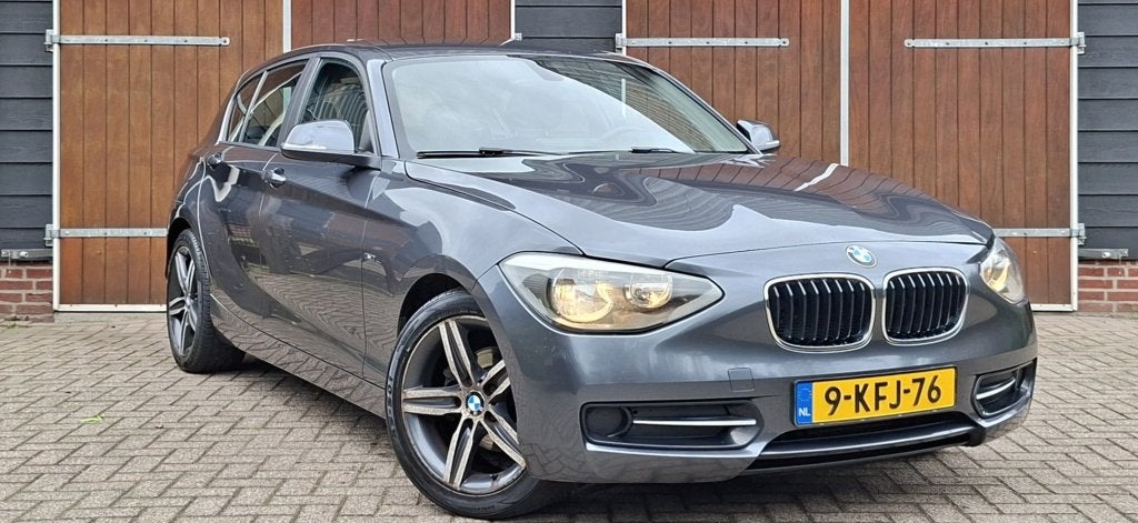 BMW 1-serie 116i | 5 deurs | Bluetooth | NAP | Navigatie