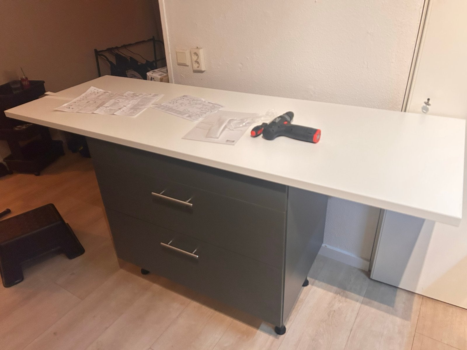 Keukenblad op kast monteren en kookplaat monteren, Huis en Inrichting, Ophalen