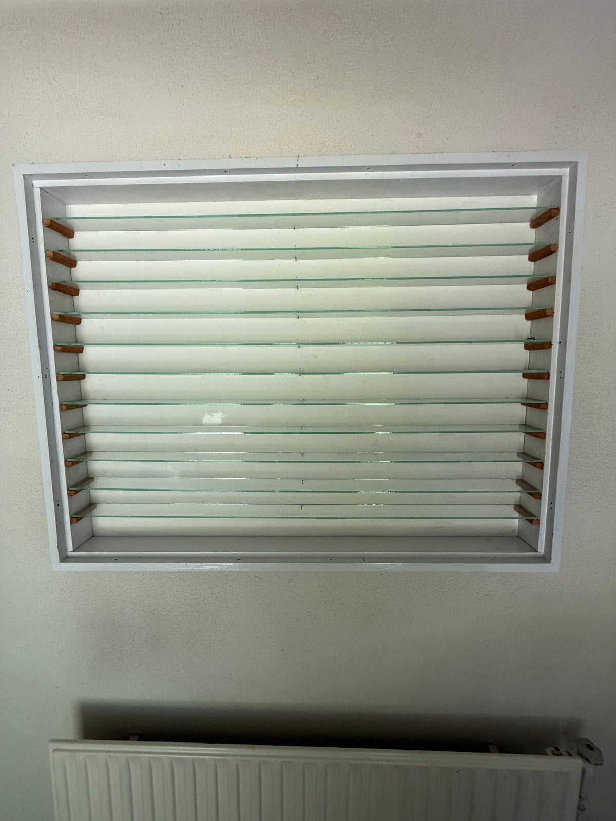 Wand vitrinekast zelfbouw voor modelauto’s/ treinen, Ophalen, Gebruikt, 50 tot 100 cm, Minder dan 100 cm