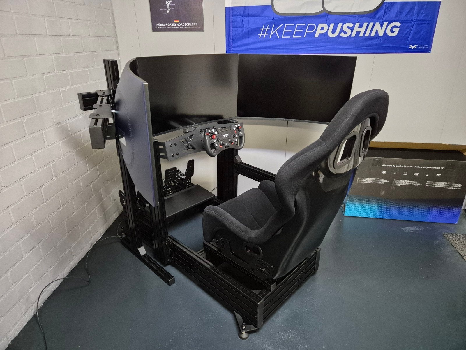 Triple screen setup 32 inch/1440p, 3 tot 5 ms, VA, Zo goed als nieuw, DisplayPort
