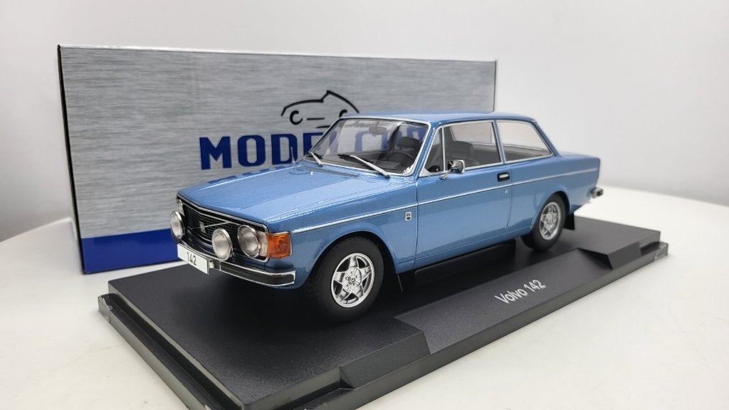 Volvo 142 blauw 1973 1:18, Overige merken, MCG, Auto, Nieuw