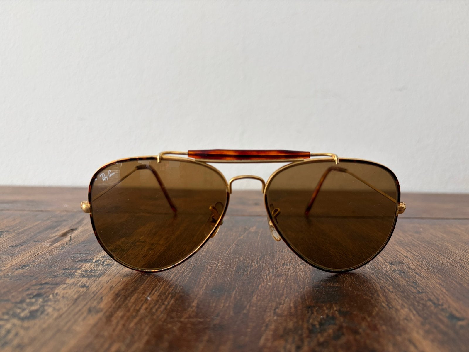 Vintage B&L Ray-Ban Zonnebril met originele hoes, Sieraden, Tassen en Uiterlijk, Gebruikt, Zonnebril, Bruin, Ophalen of Verzenden