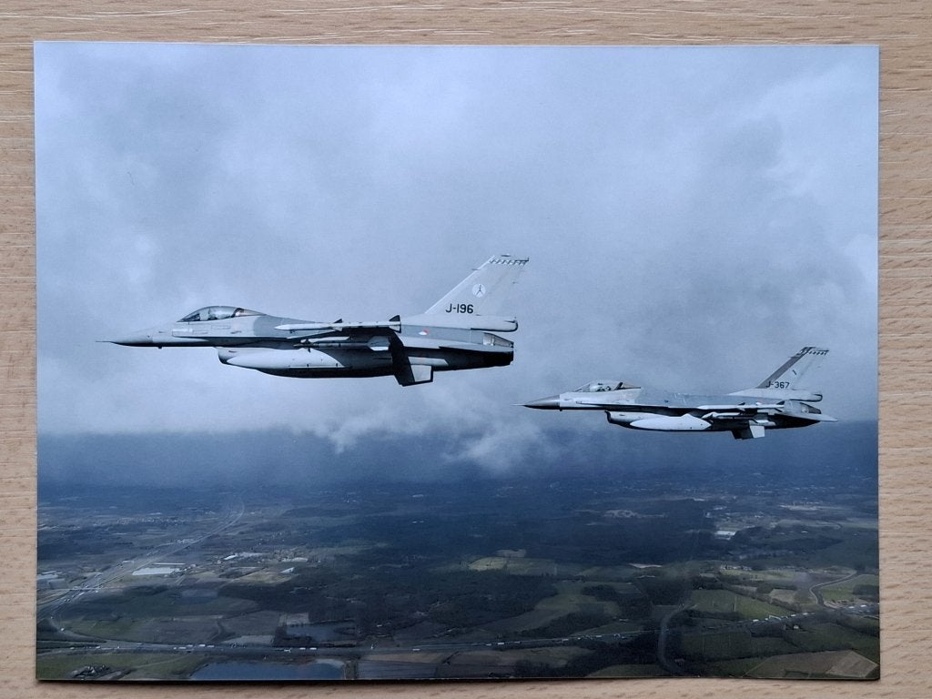 Foto F16 gevechtsvliegtuigen, Verzenden, Nieuw, Kaart, Foto of Prent