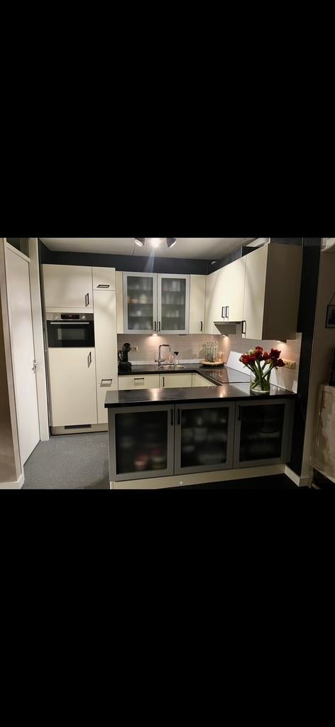 Complete keuken/ brugman keukens, Huis en Inrichting, Ophalen, U-keuken, Zo goed als nieuw, Crème