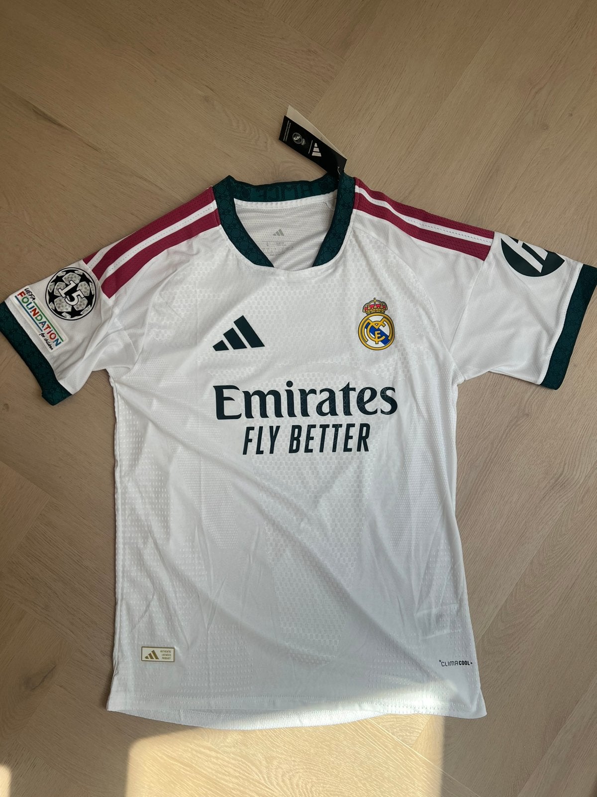 Real Madrid 2026/27 Thuis Wedstrijdshirt - UCL patch, Maat L, Ophalen of Verzenden, Nieuw, Shirt