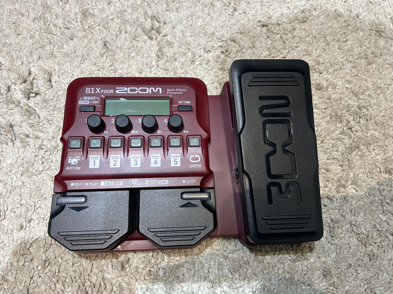 Zoom B1X Four bas-multieffect – inclusief originele voeding, Ophalen of Verzenden, Zo goed als nieuw, Multi-effect