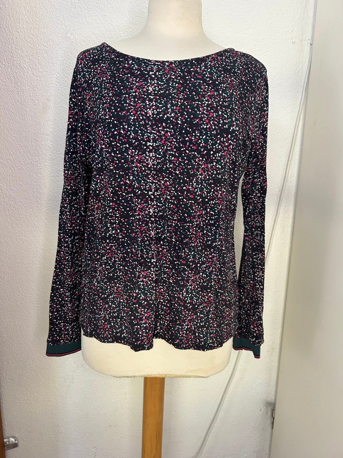 Dames longsleeve | NED | maat M | stippen, Maat 38/40 (M), Zwart, Ophalen of Verzenden, Lange mouw