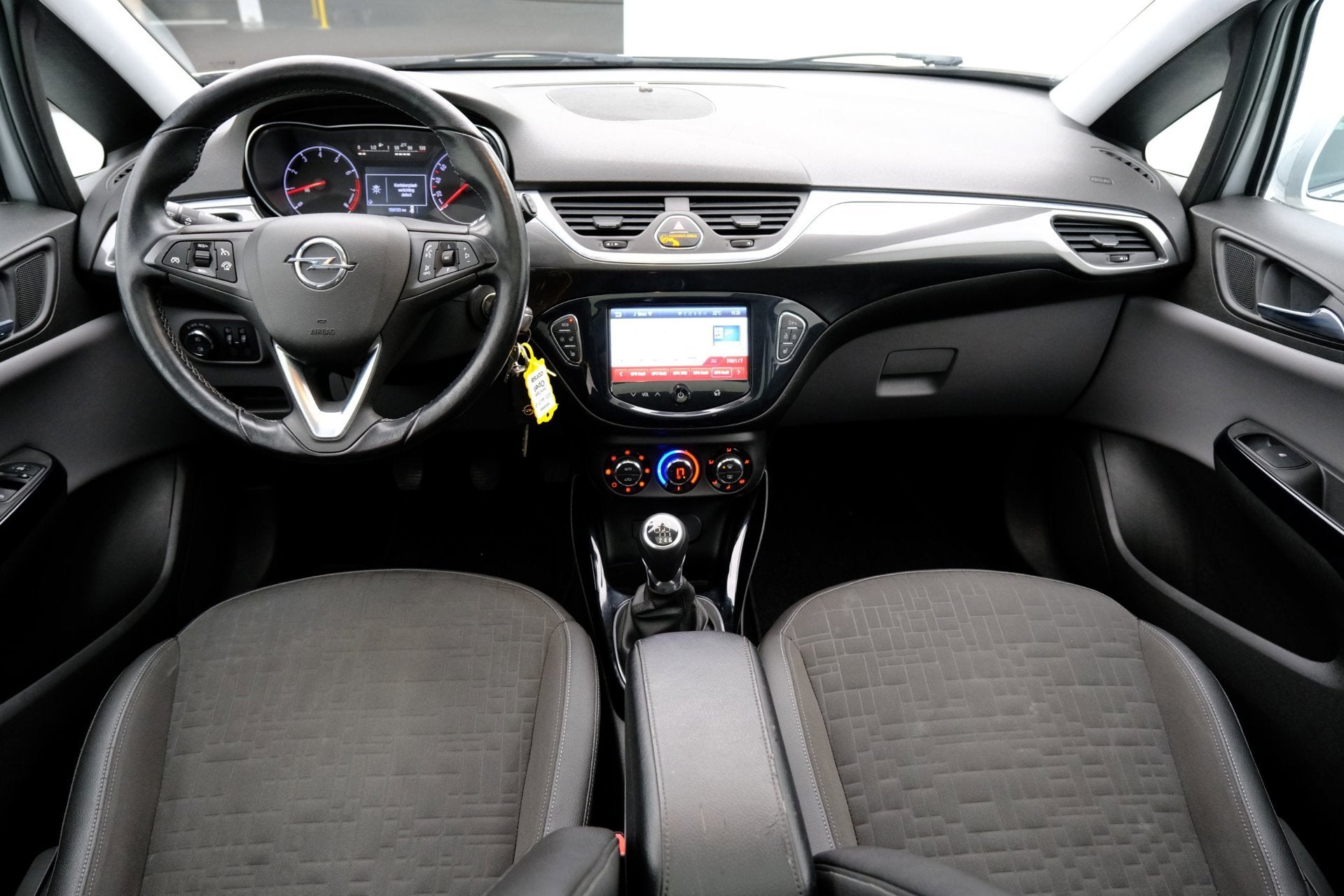 Foto 6 van Opel Corsa 1.0 Turbo Cosmo|Clima|PDC|LMV|Cruise|Stoelverw.