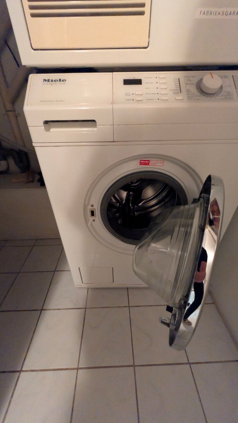 Miele Wasmachine W1514, Witgoed en Apparatuur, Wasmachines, Ophalen, 1200 tot 1600 toeren, 85 tot 90 cm