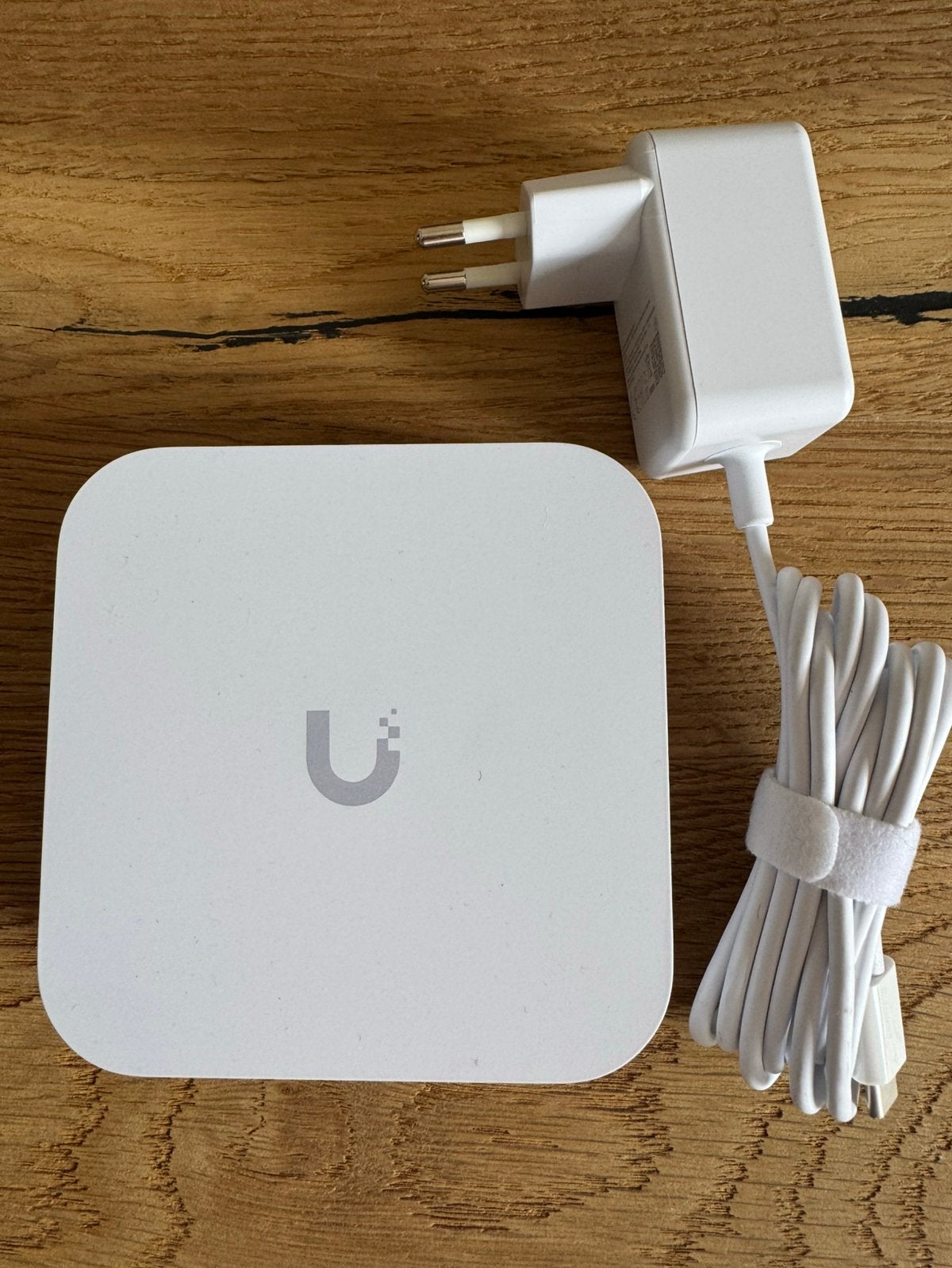 Ubiquity UXG-Lite, Ophalen of Verzenden, Zo goed als nieuw, Router