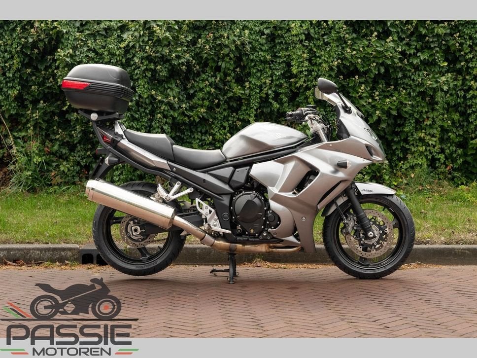 SUZUKI GSX 1250 FA (bj 2014), Motoren, SUZUKI, 4 cilinders, Motorrijbewijs A, Bedrijf