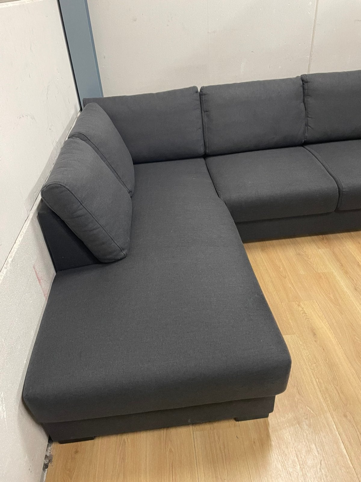 Mooie luxe grijze hoekbank - GEREINIGD!!!, Huis en Inrichting, Ophalen, 250 tot 300 cm, Luxe, Hoekbank