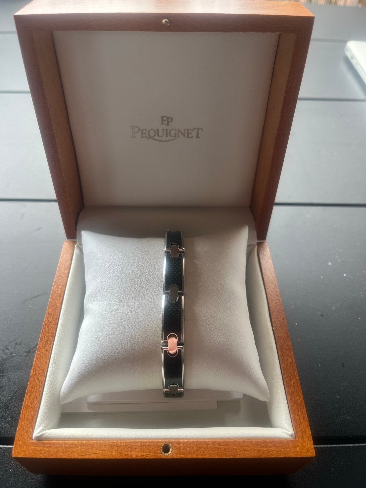 Pequignet Heren Armband Staal Carbon Zwart Zilver, Sieraden, Tassen en Uiterlijk, Armbanden, Ophalen of Verzenden, Zo goed als nieuw