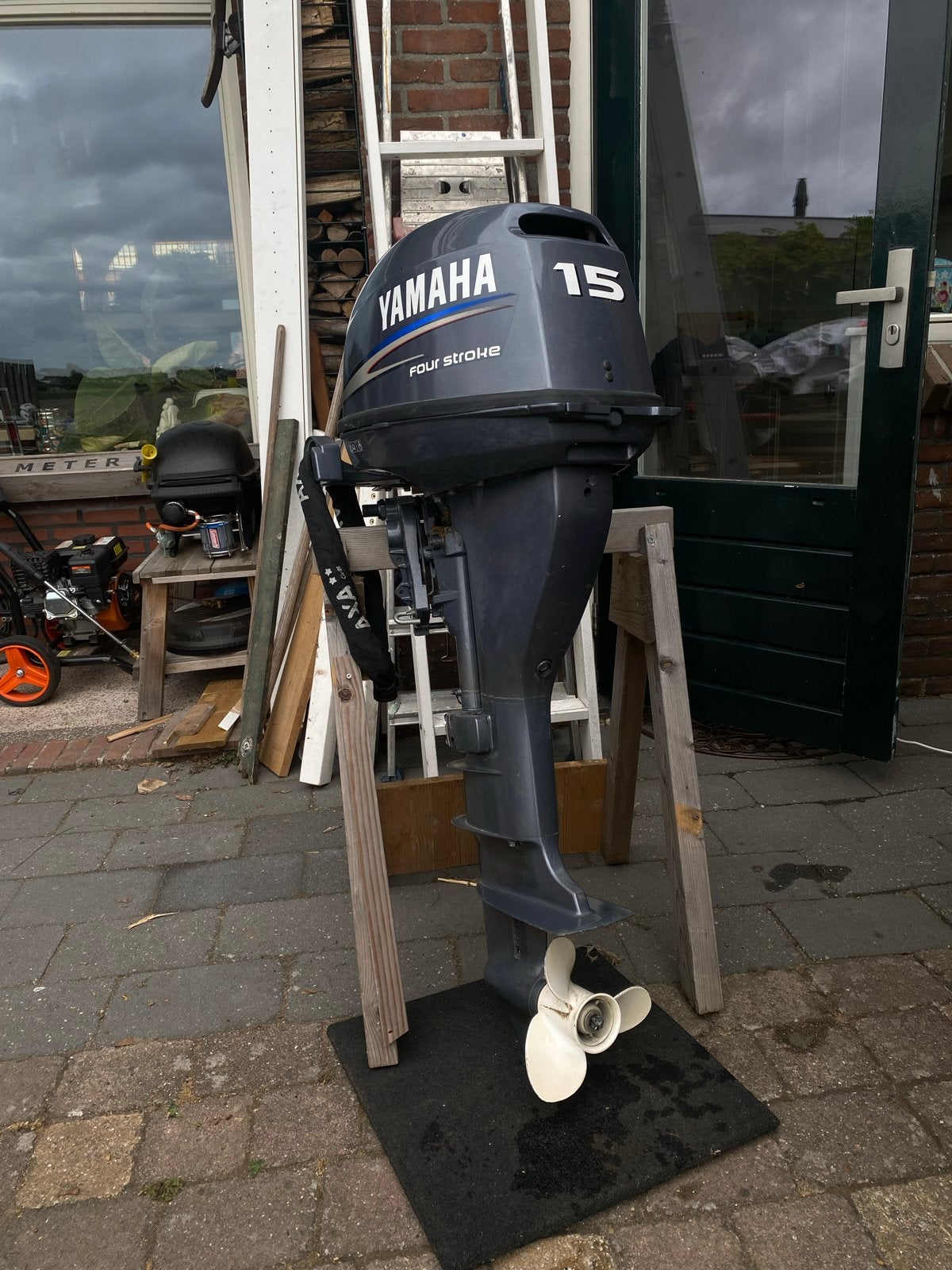 Yamaha 15 PK Four Stroke Buitenboordmotor, Ophalen, 10 tot 30 pk, Gebruikt, Met afstandsbediening
