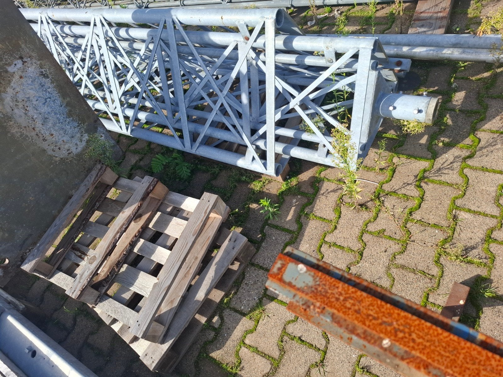 Foto 5 van 3 x 5 gegalvaniseerde uitschuifbare zendmast