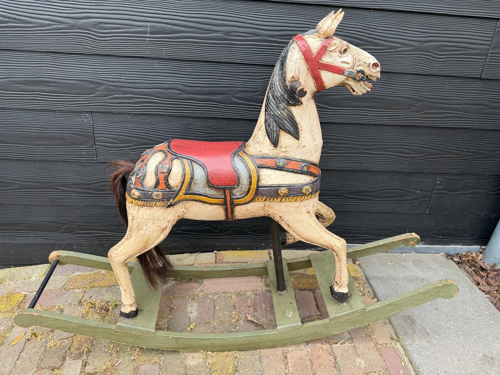 Antieke Hobbelpaard - Decoratief met kleine beschadigingen, Antiek en Kunst, Ophalen
