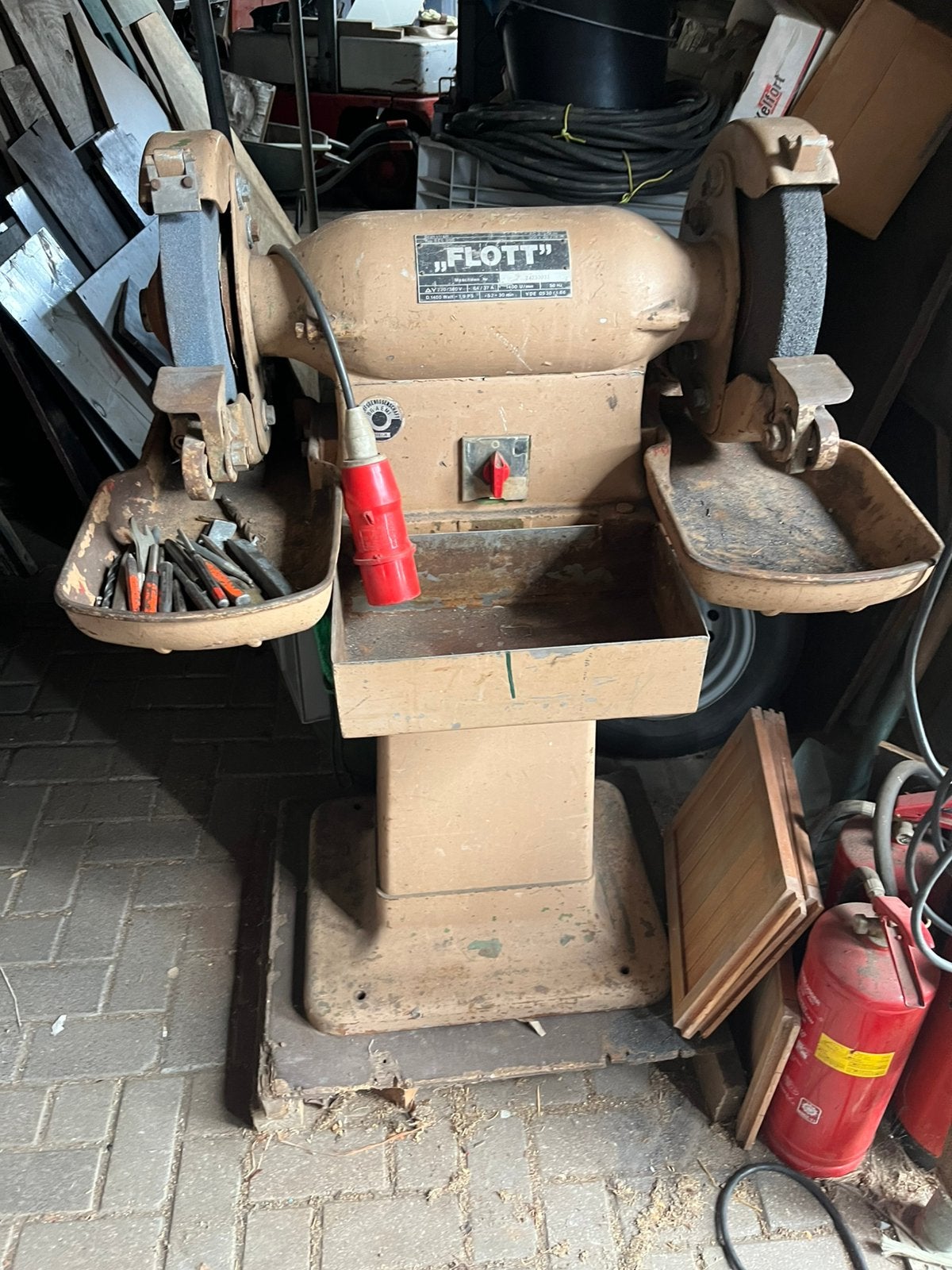 Flott slijpmachine, Ophalen, 1000 watt of meer, Werkbankslijpmachine