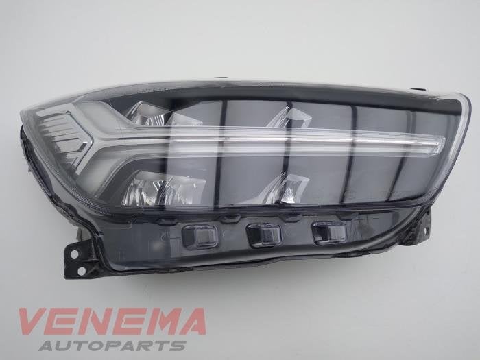 Koplamp rechts van een Volvo XC40, Gebruikt, -, -, Ophalen of Verzenden