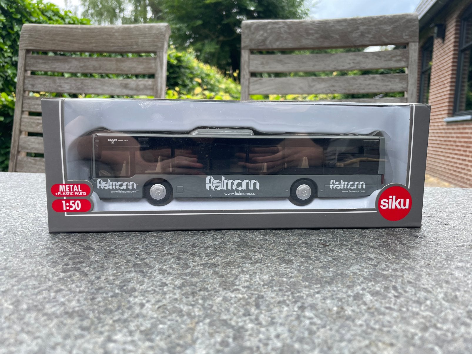 Siku 3734 - MAN Lion’s City bus Fielmann, Hobby en Vrije tijd, Modelauto's | 1:50, Ophalen of Verzenden, Nieuw, Bus of Vrachtwagen