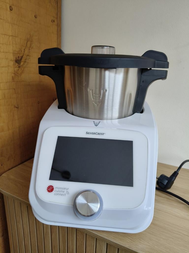 Silvercrest Monsieur Cuisine Connect SKMC 1100 A1, Ophalen, 3 snelheden of meer, Zo goed als nieuw, 2 tot 3 liter