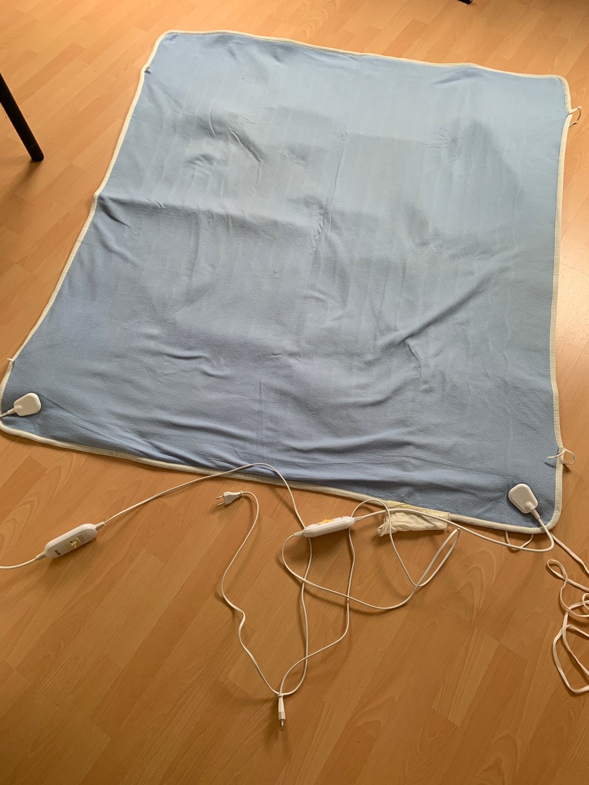 Te koop elektrische onderdeken 144cm breedte x 155cm lengte, Blauw, Katoen, Ophalen of Verzenden, Overige merken
