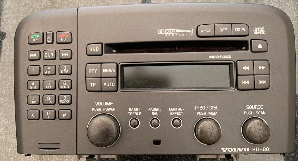 Volvo HU-801 autoradio met cd speler, Ophalen of Verzenden, Zo goed als nieuw