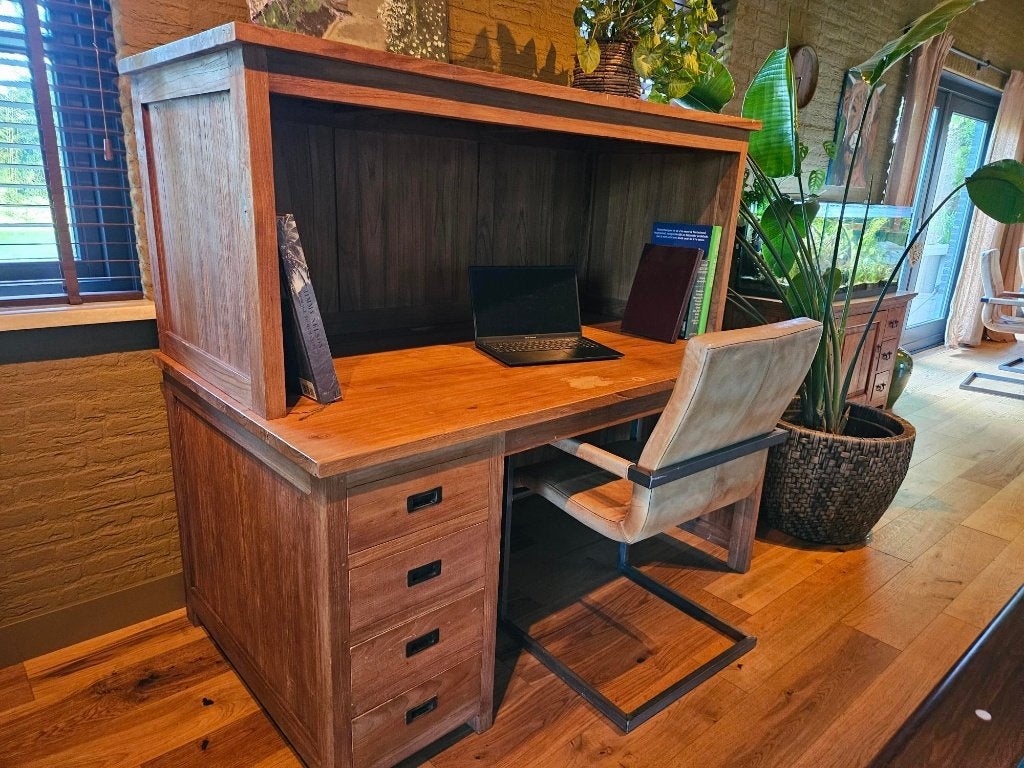 Mooi en luxe bureau teak meubel, Ophalen, Zo goed als nieuw