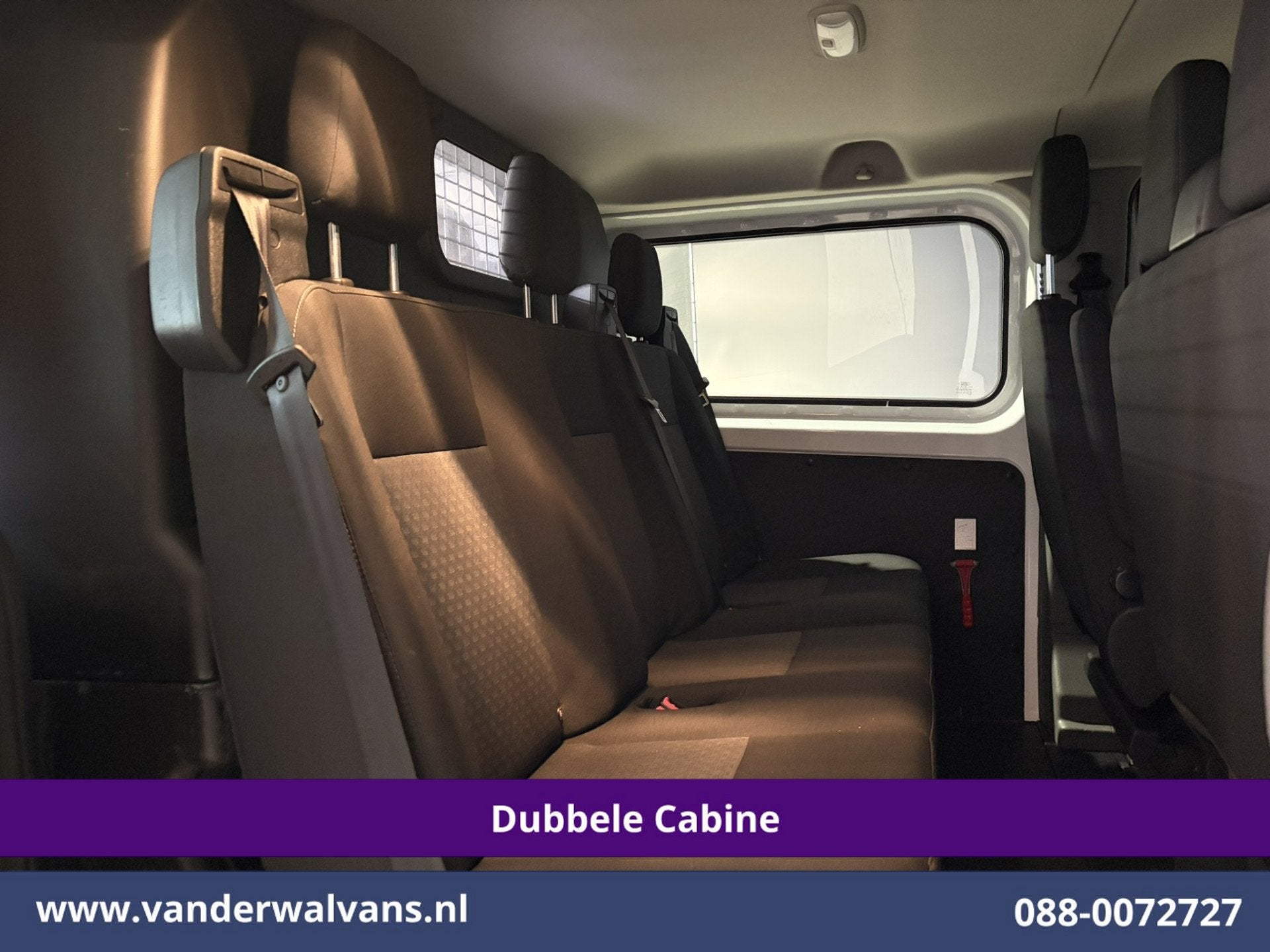 Ford Transit Custom 2.0 TDCI 130pk Automaat L2H1 Dubbele Cab, Auto's, Bestelauto's, Voorwielaandrijving, Stof, Gebruikt, 4 cilinders