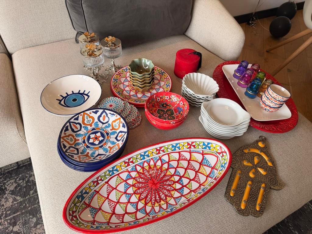 Oosters Servies: Borden, Kommen & Kopjes voor Sfeer, Gebruikt, Ophalen of Verzenden, Overige stijlen, Aardewerk