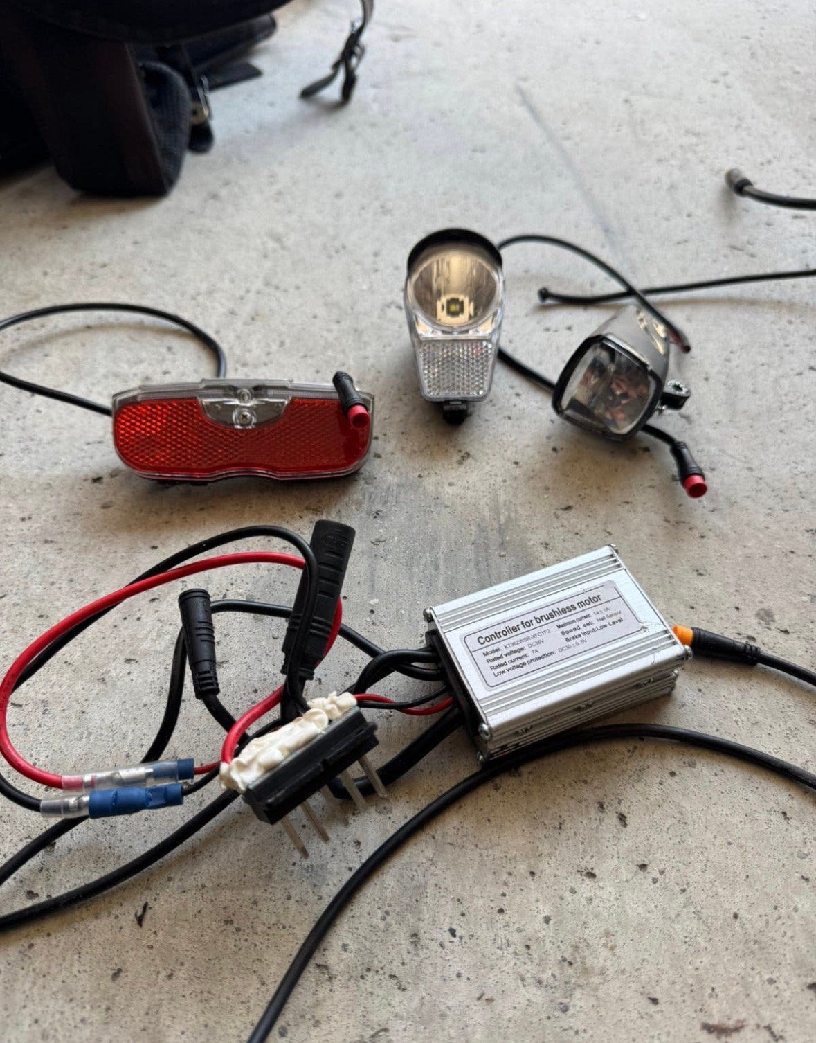 KT 36V E-bike Controller  MXUS Fietsverlichtings Lampen 36 v, Ophalen of Verzenden, Nieuw, Bovenkleding