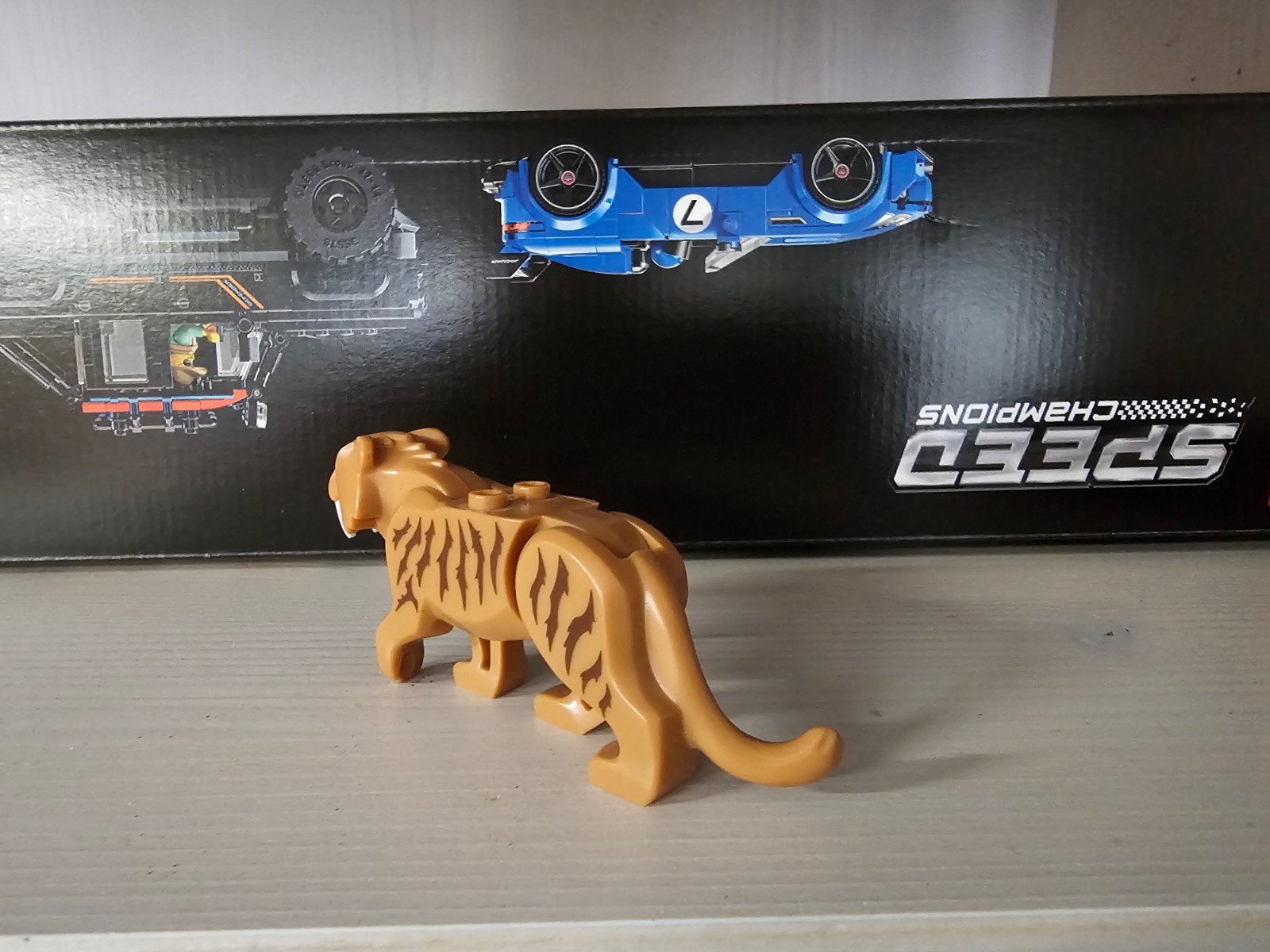 lego sabeltandtijger, Ophalen