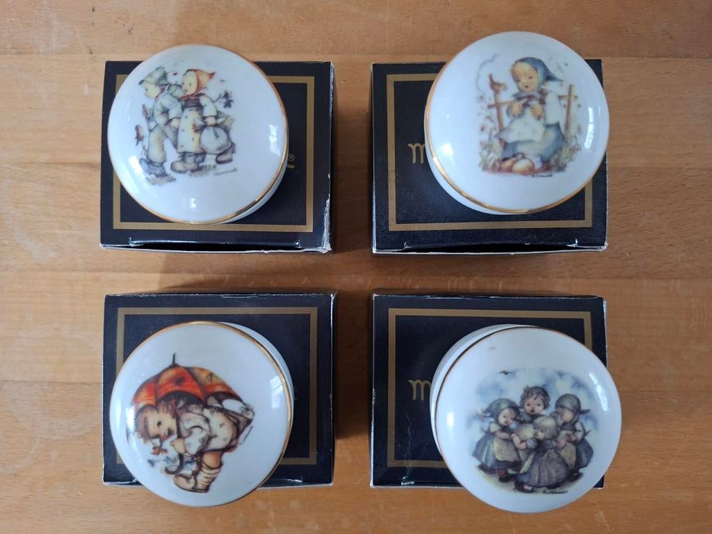Set van 4 Hummel porseleinen doosjes met figuren, Ophalen of Verzenden, Zo goed als nieuw, Hummel