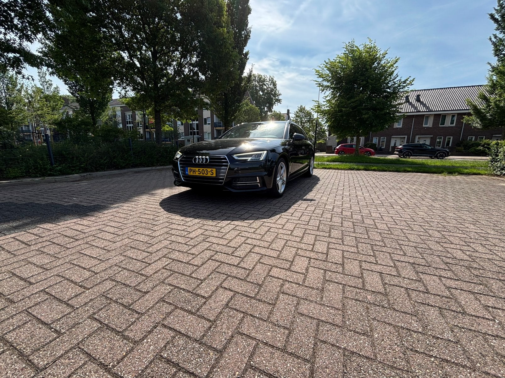 Audi A4 1.4 Tfsi S-Line Zwart, 4 cilinders, 150 pk, Zwart, Origineel Nederlands