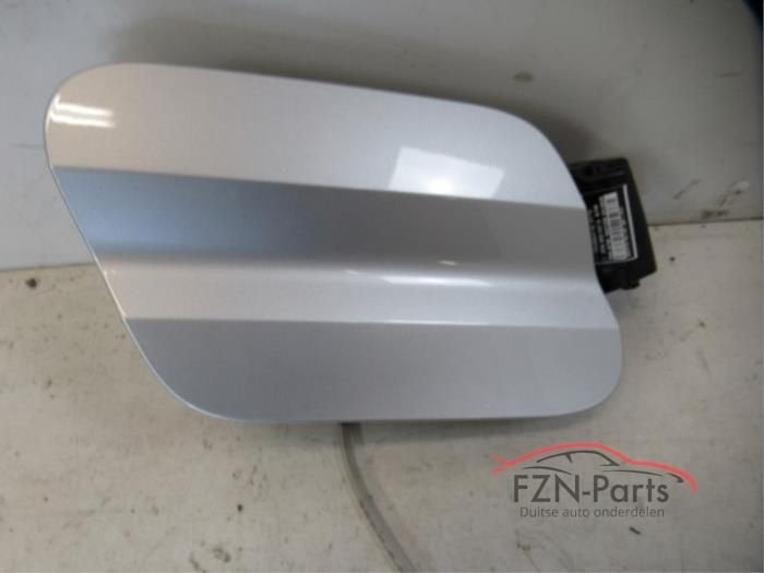 VW Touran 5TA 2016 Tankklep Tank Klep + Ad Blue (5TA809857A), Ophalen of Verzenden, Gebruikt, Deur