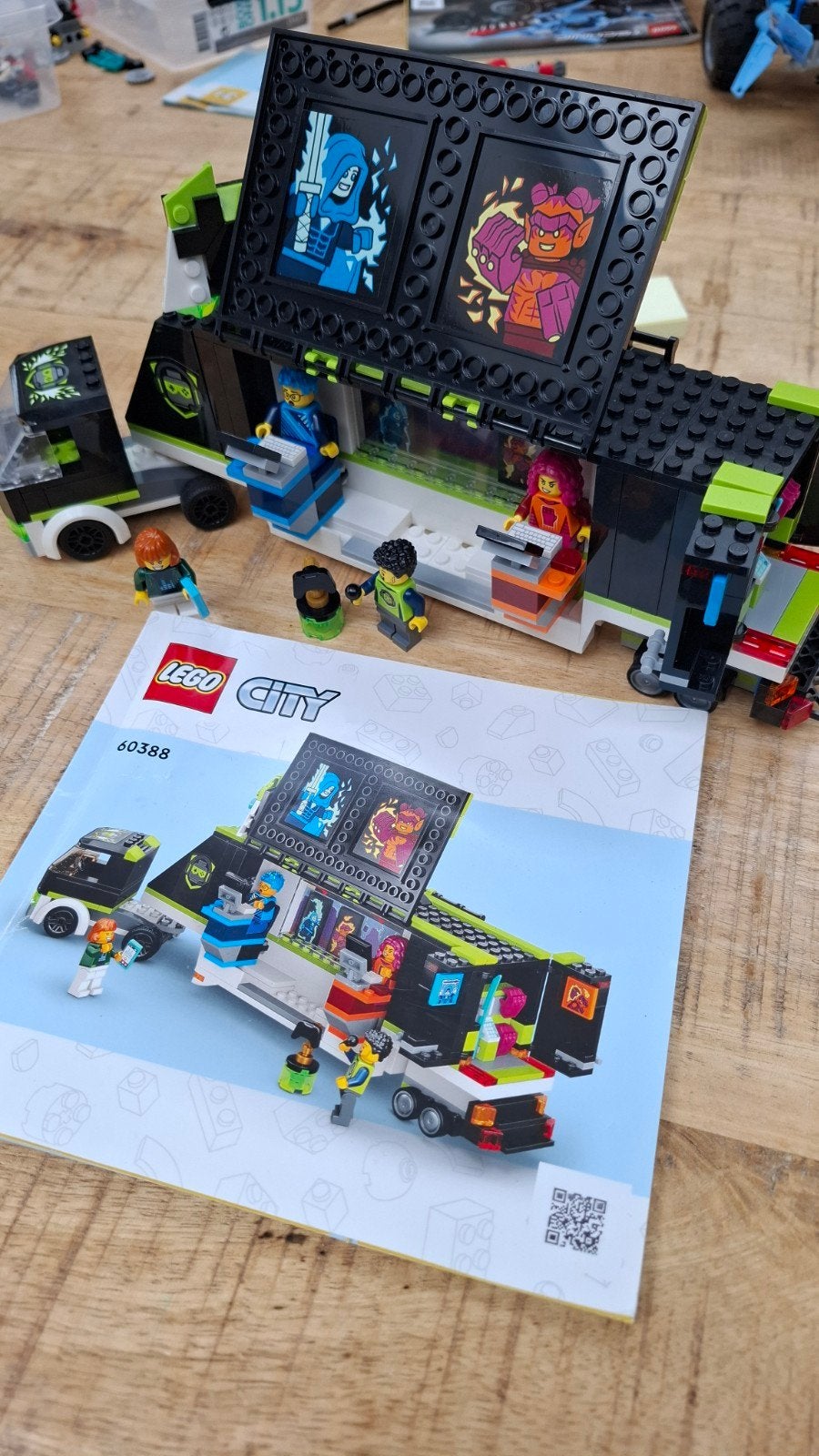LEGO City Gaming Toernooi Vrachtwagen 60388, Ophalen, City, Lego, Zo goed als nieuw